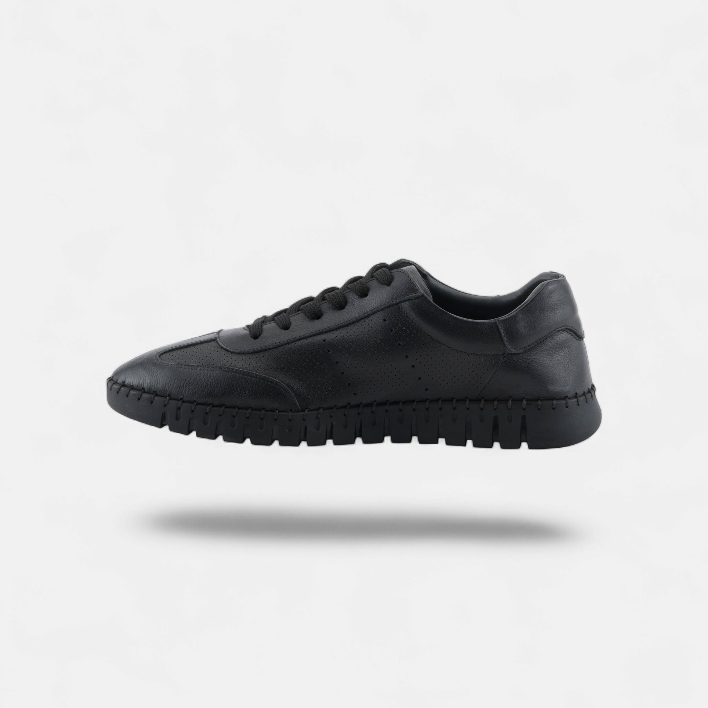 Armado men's lace-up casual sneakers in Black