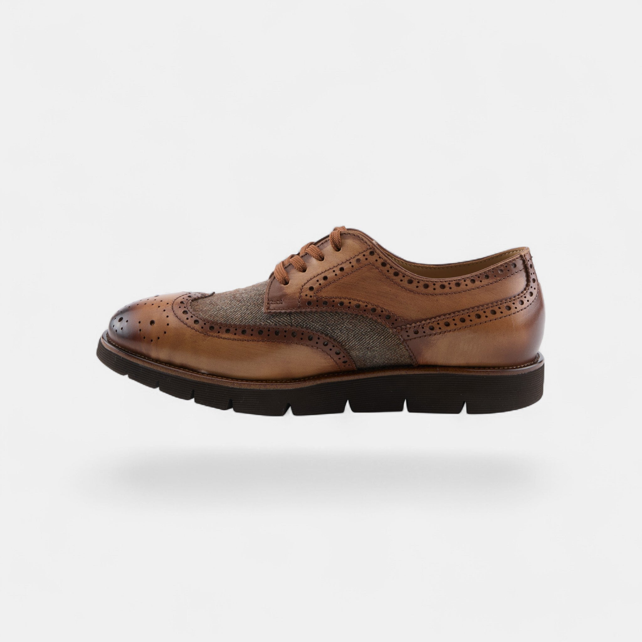 L'ARTISTE MEN BEAUFORT CAMEL OXFORD SHOE