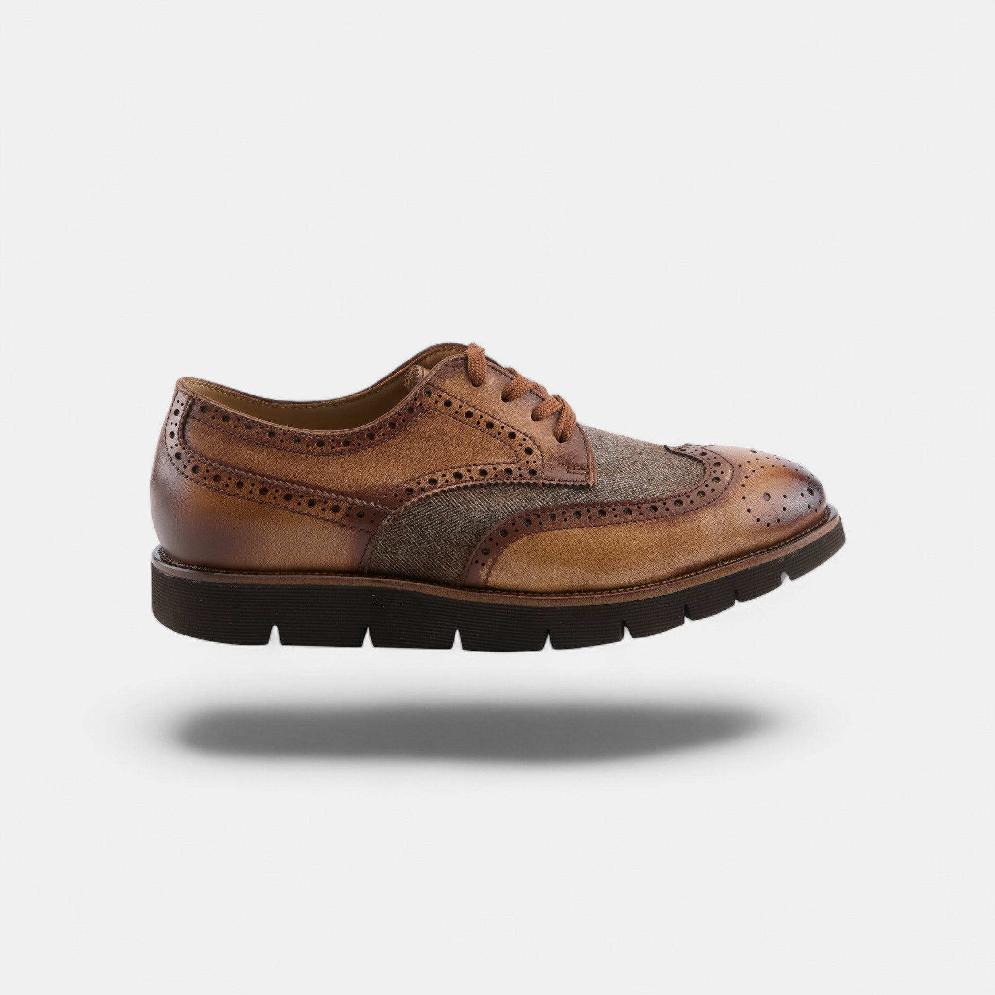 L'ARTISTE MEN BEAUFORT CAMEL OXFORD SHOE