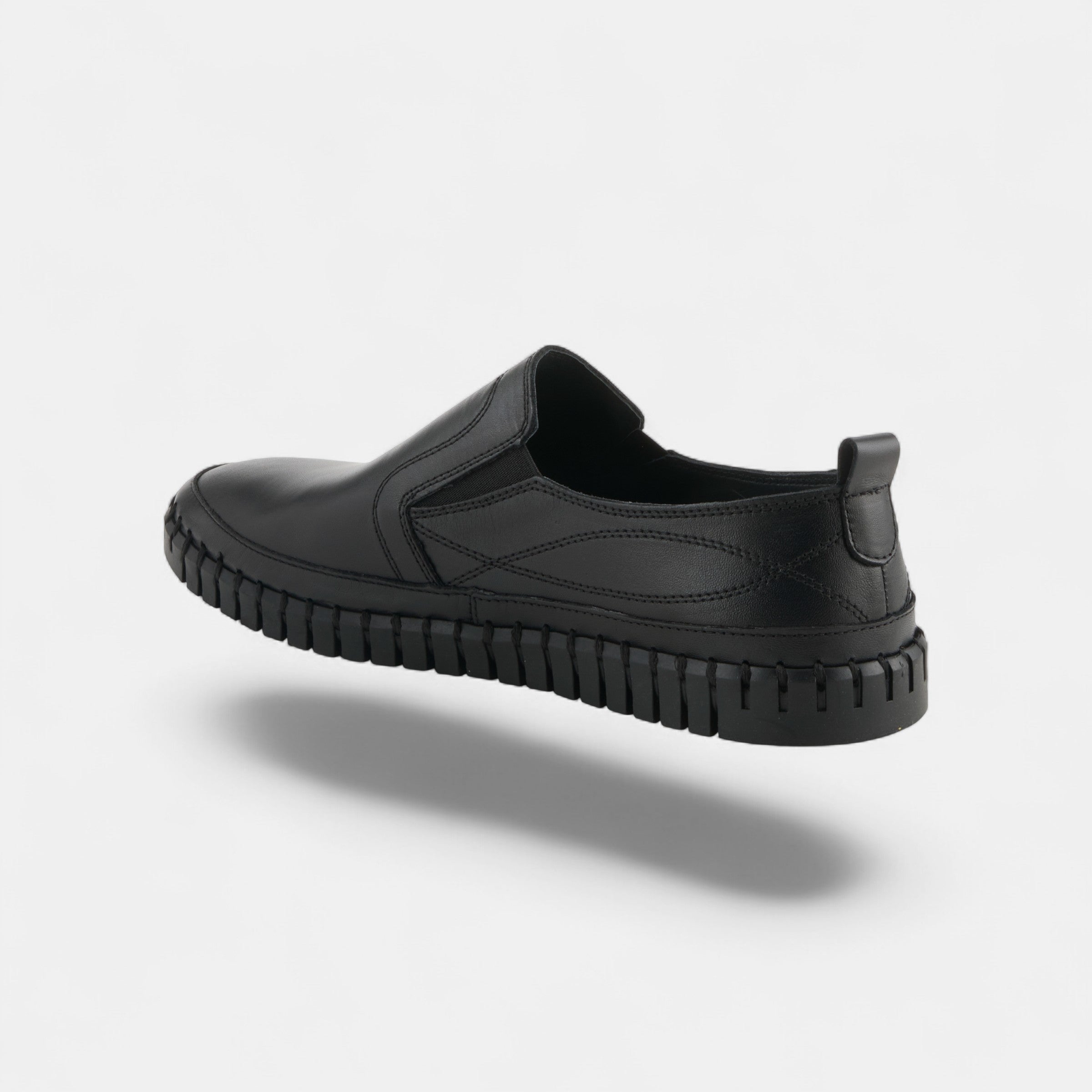 SPRING STEP MEN WHIP BLACK LEATHER SLIP-ON LOAFER