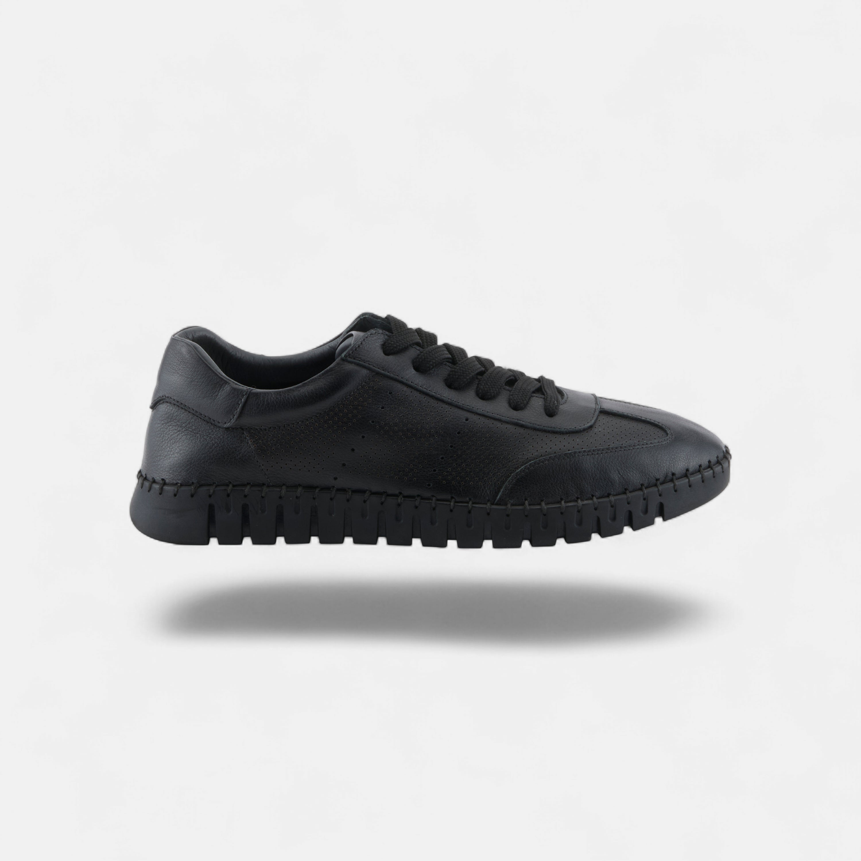 Armado men's lace-up casual sneakers in Black