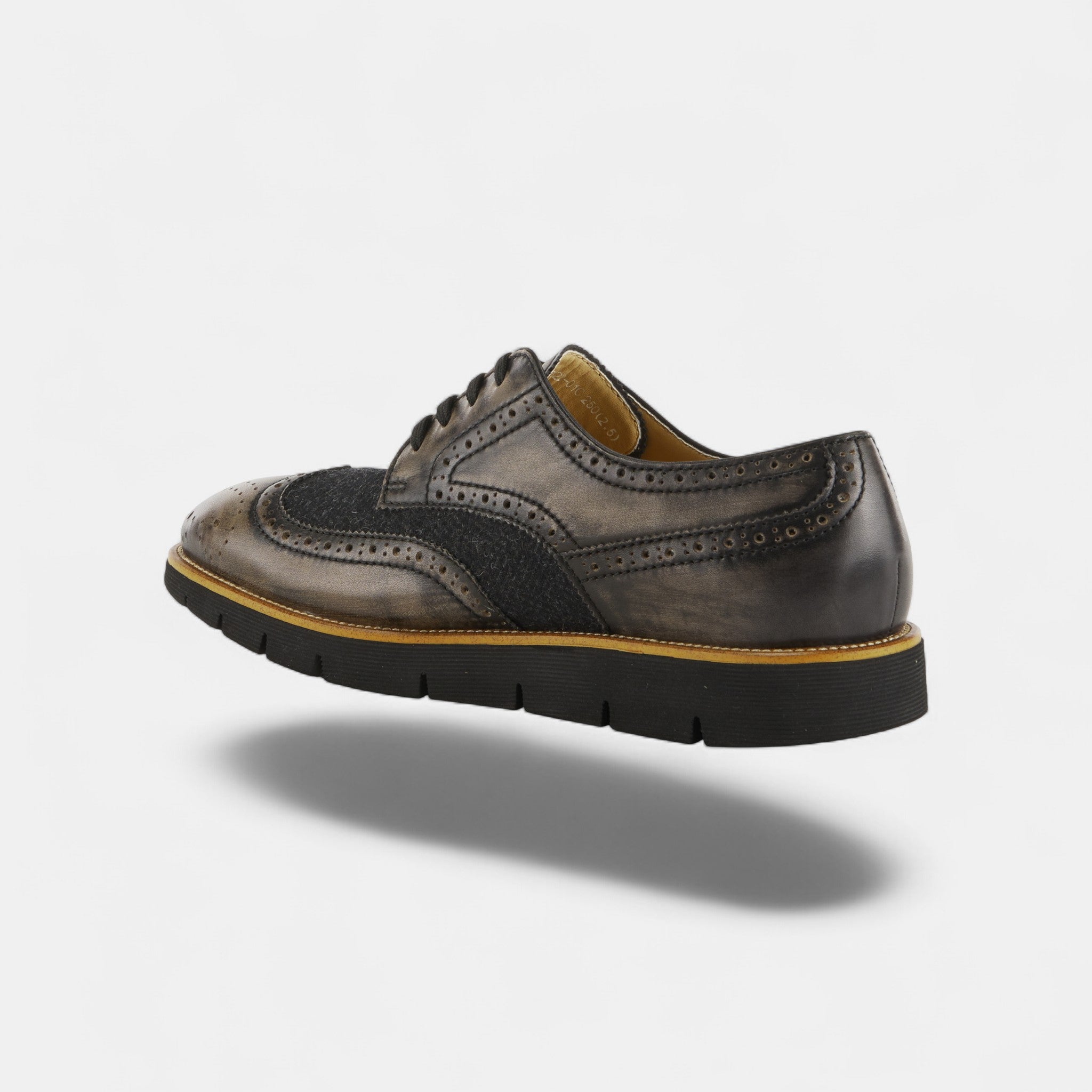 L'ARTISTE MEN BEAUFORT BLACK OXFORD SHOE