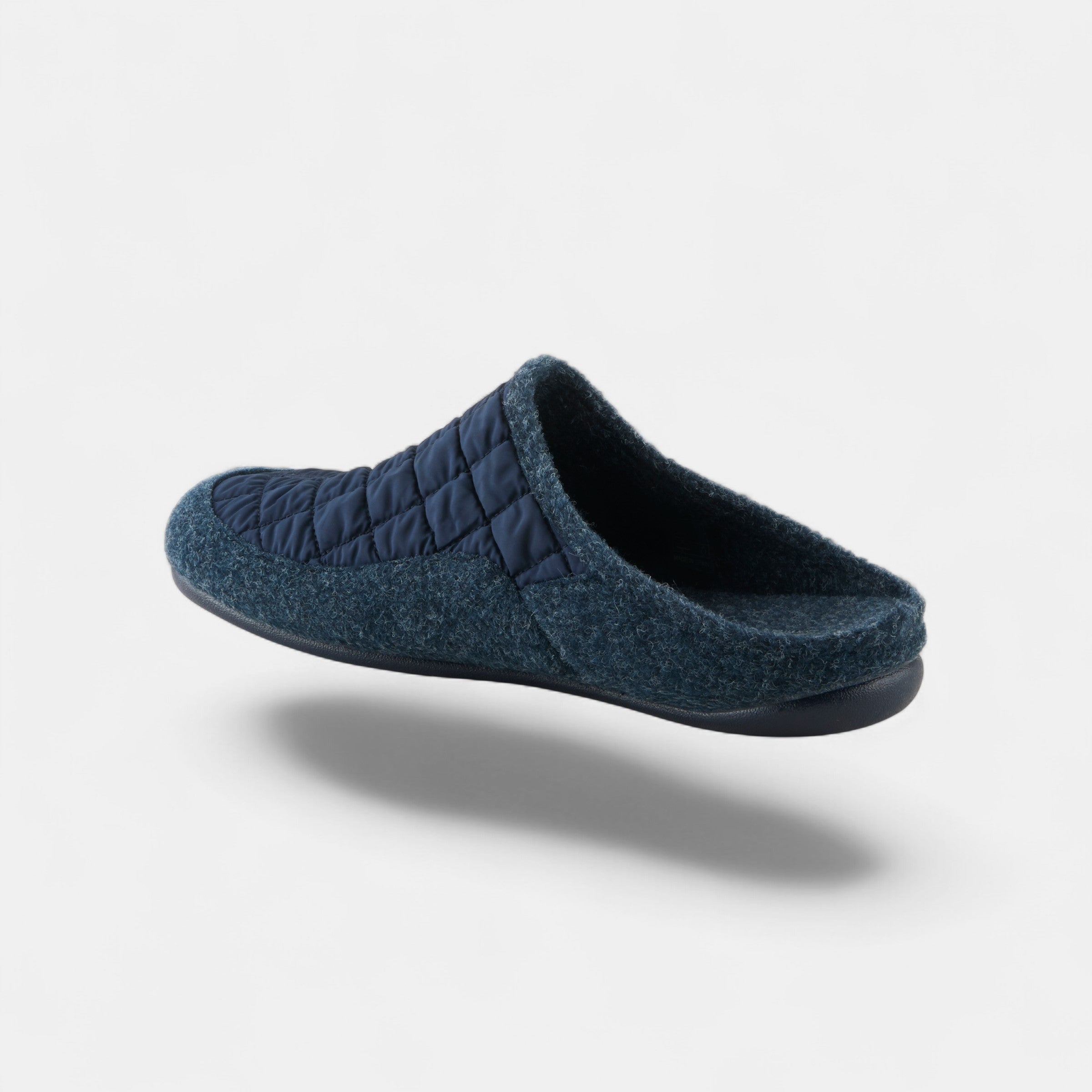 Spring Step Men Twiled Navy Quilted Nylon Slip-On Slipper
